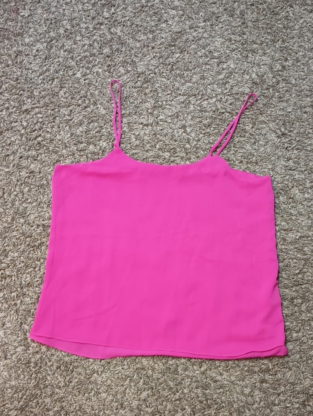 🎈#85 Violet & Claire Hot Pink Spaghetti Strap Cami. Size: Large